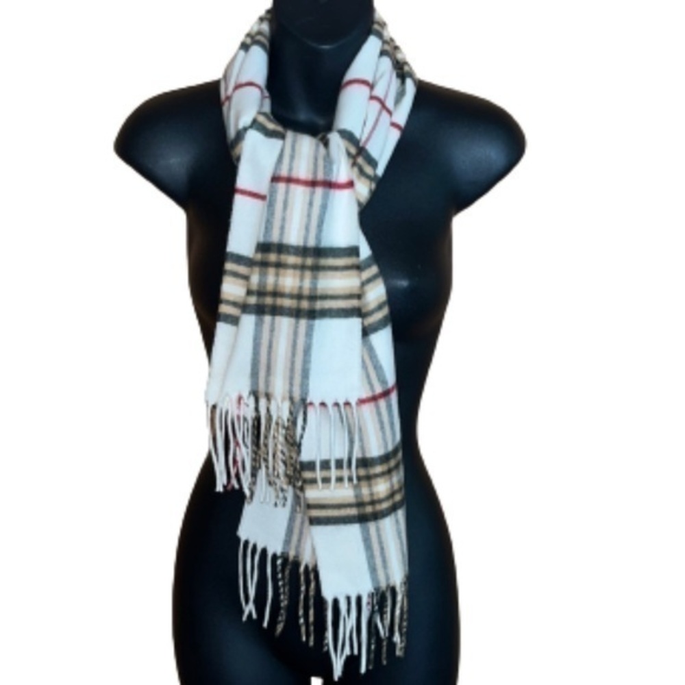 Croft & Barrow cream/tan/red/black scarf